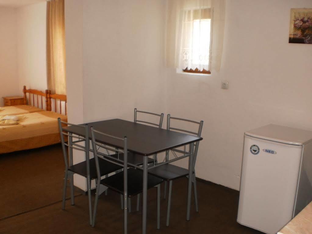 Ivet Guest House Obzor Kültér fotó